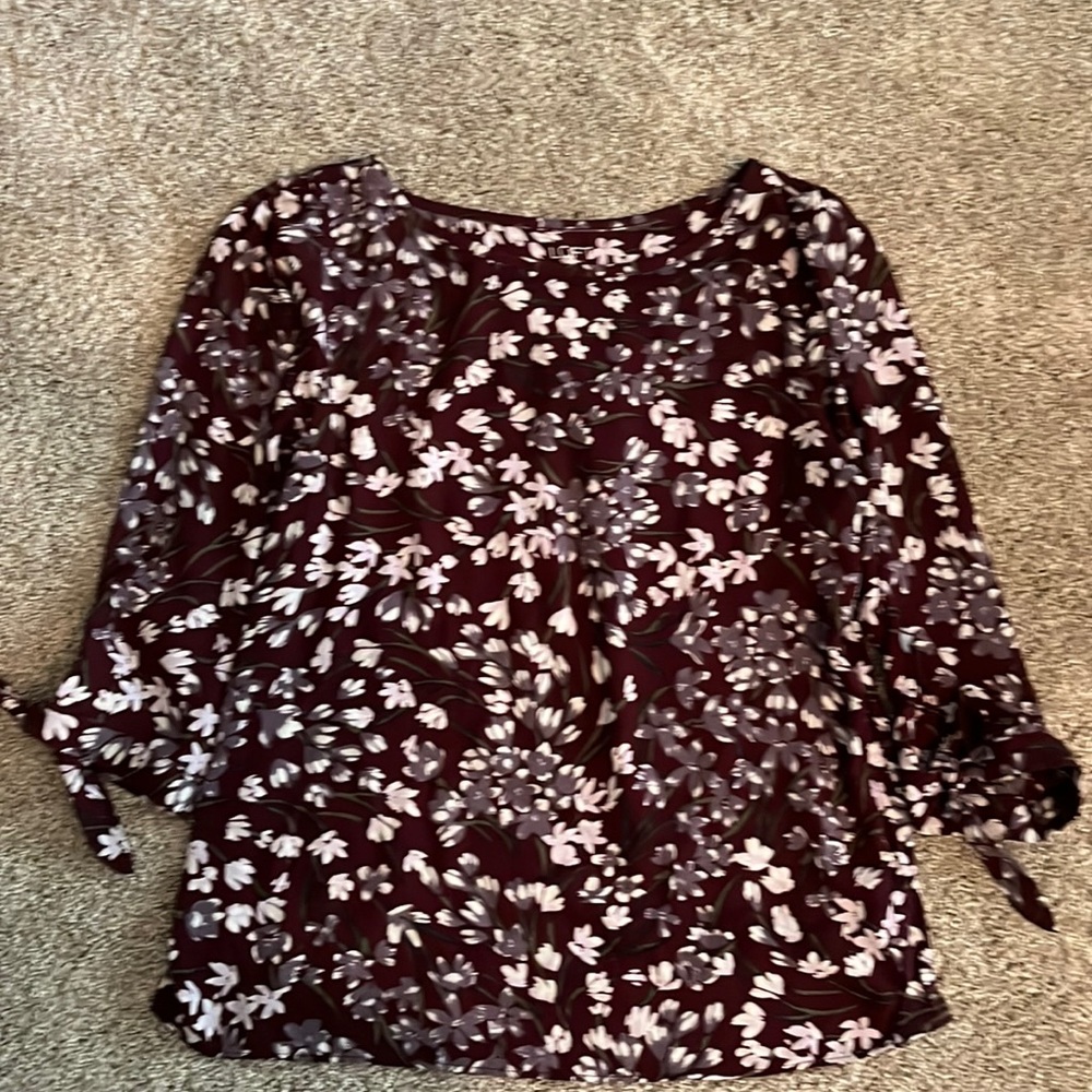 Purple blouse with flowers made by Loft size medium